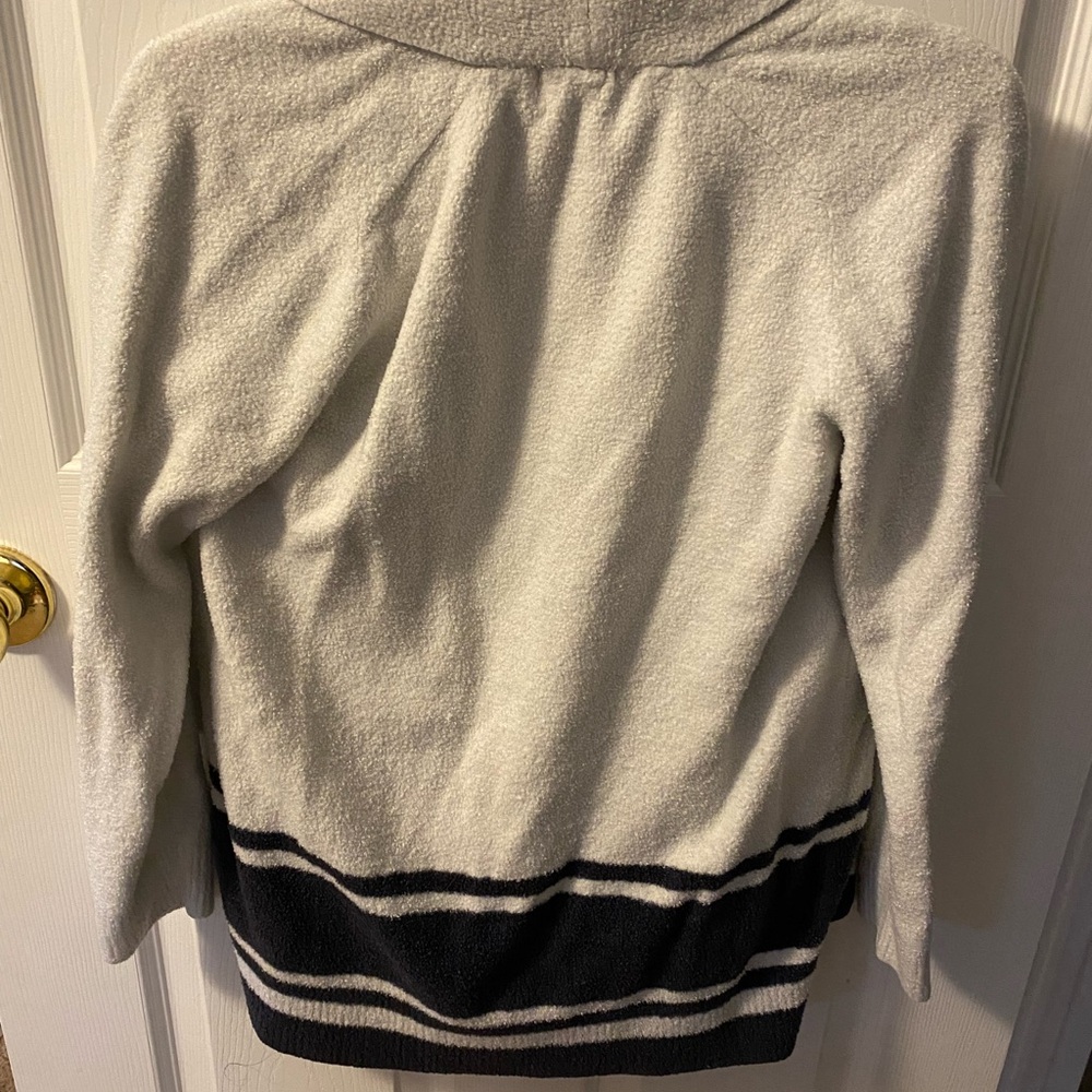 Barefoot Dreams Cozy Chic Cardigan Sweater - Picture 4 of 4